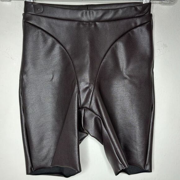 NWT Skims SET Soot Faux Leather Long Sleeve High Neck Bodysuit Biker Shorts XS - Picture 4 of 16